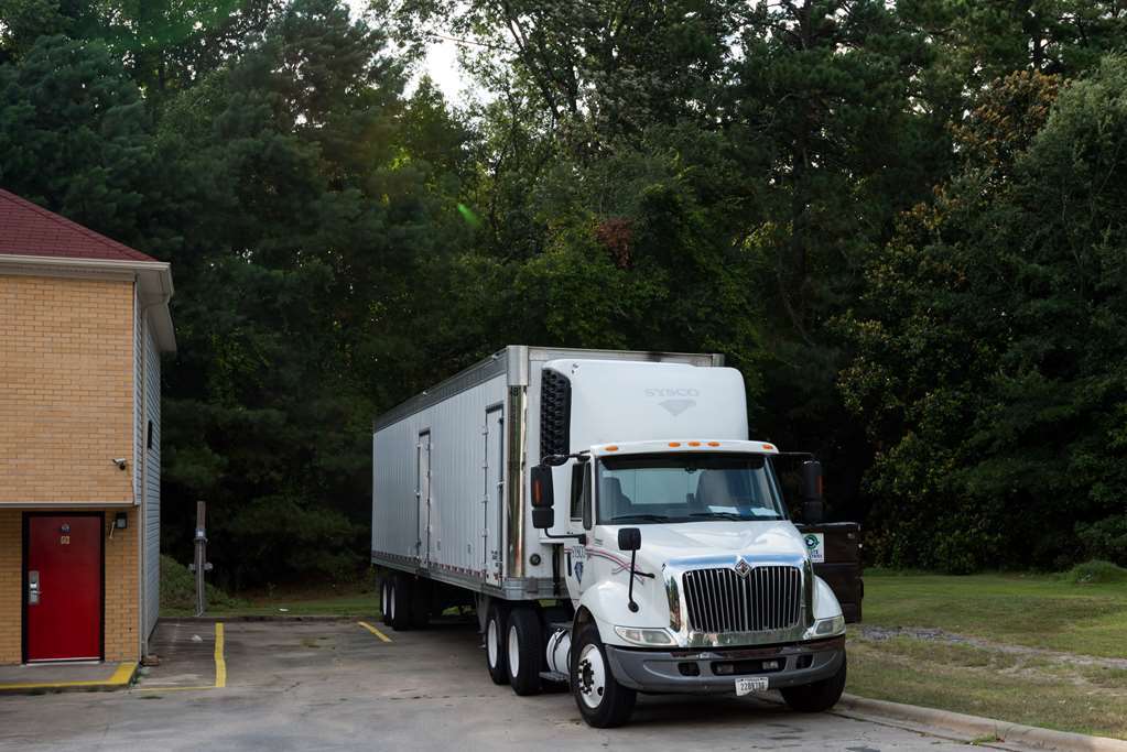 Knights Inn Elizabethtown Facilidades foto