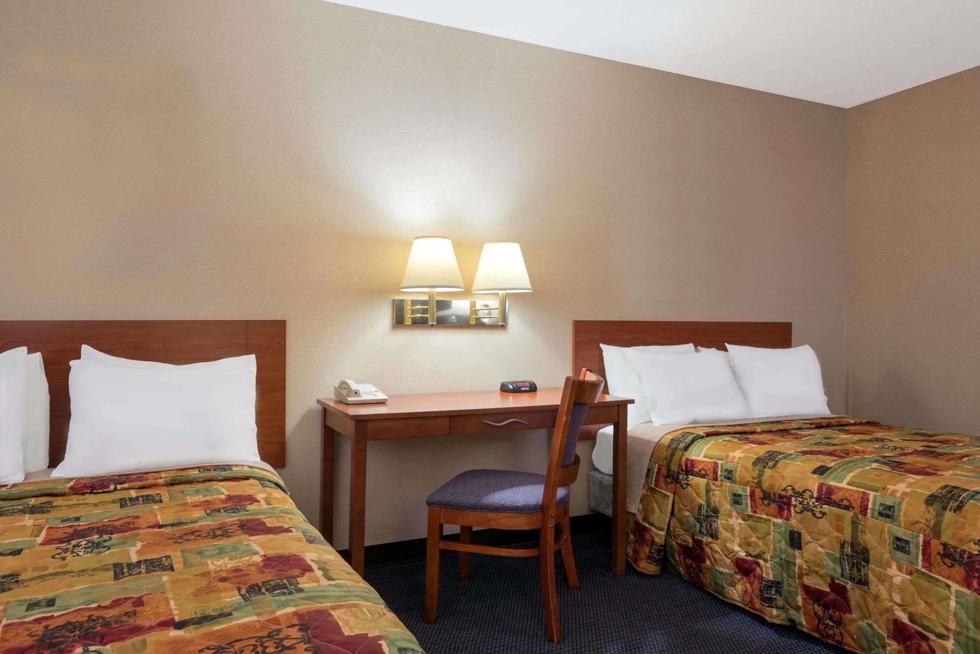 Knights Inn Elizabethtown Exterior foto