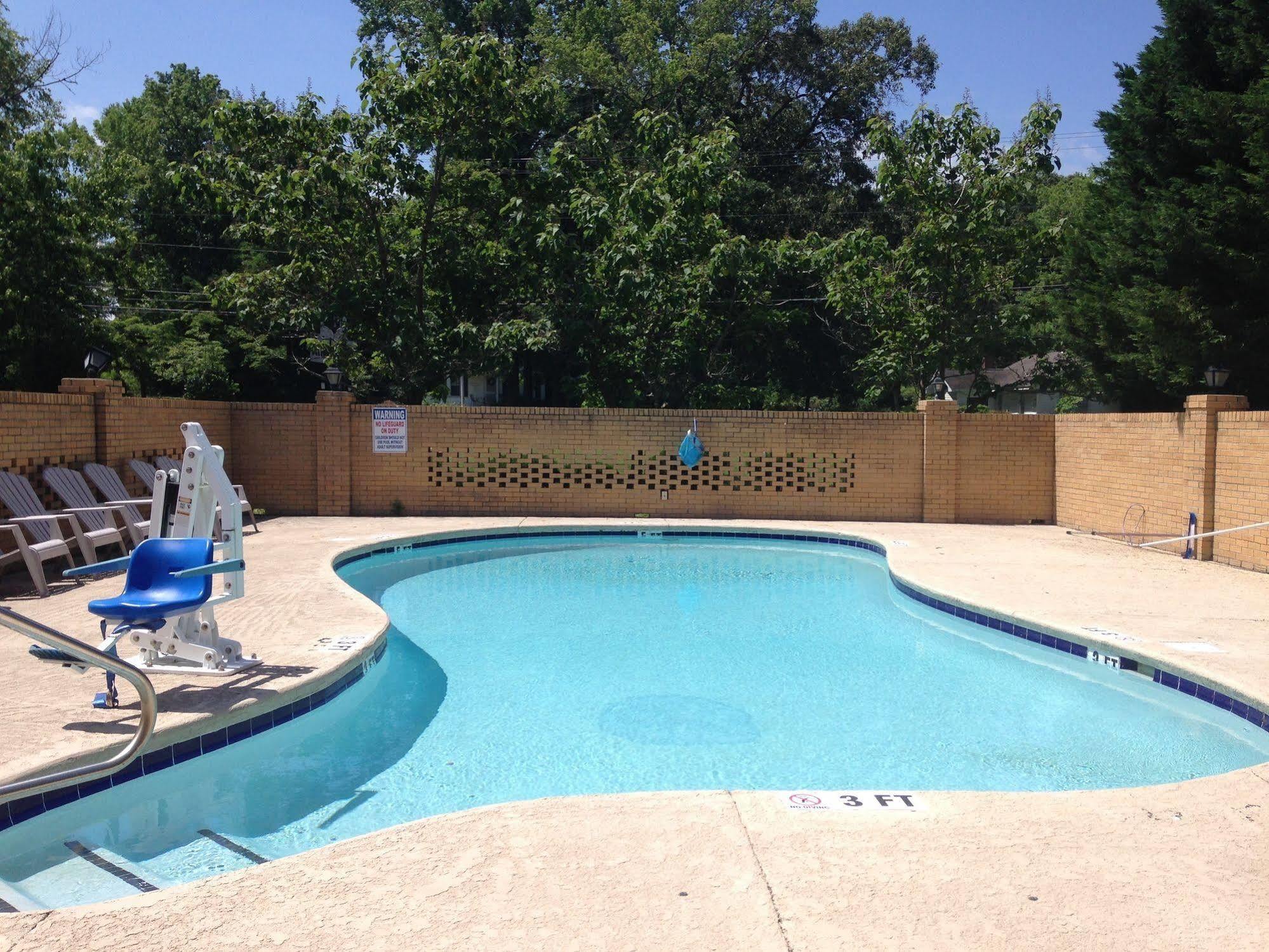 Knights Inn Elizabethtown Exterior foto